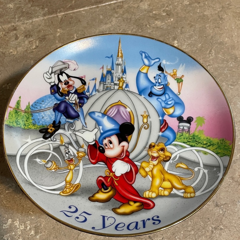 Disney 25 Years Commemorative Plate